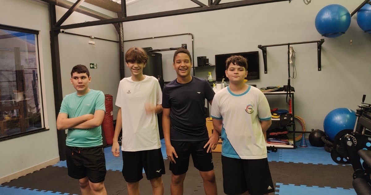 Alunos DoctorFit Uberaba durante o treino